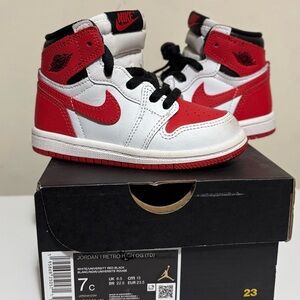 Nike Kids Sneakers in Red, White, and Black